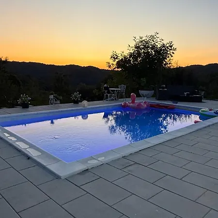Grand Pearl Bazen Tuzla Feriehus *